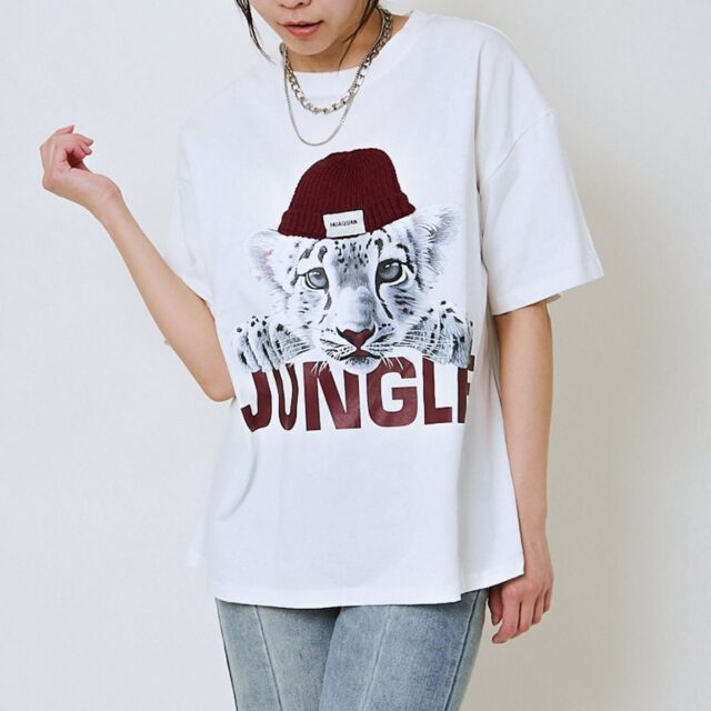 【🐅GORGE 大人気Tシャツ🧢】＼再入荷！話題のアイテム／『ニット帽付きトラTシャツ（品番: 2510001）』大胆トラ×ニット帽のキャッチーなデザインで視線、ぜんぶ持っていく👀✨ゆるシルエットで着るだけでオシャ見え🖤どのカラーも大好評につき、早い者勝ちです！🛒今なら店舗もオンラインショップも　　2BUYで10%OFF(2025.5.6まで‼︎)🛍オンラインショップは¥4,400以上で送料無料！お得にGETできる今がチャンス🔥#トラtシャツ #人気tシャツ #売れてます #GORGE #アニマルプリント #ストリートコーデ #春夏コーデ #セール情報 #プチプラ #プチプラファッション #再入荷