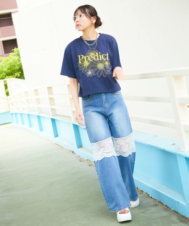 💙大人気アイテムに新色登場💙＼レースツキデニムパンツ(品番:2520006)／から【D/BL】が新登場🆕カジュアルデニム×繊細レースの甘辛MIXで1枚でトレンド感たっぷりな主役級ボトム🖤大好評のブルーに加えて落ち着いた印象のD/BLが仲間入り✨完売前にぜひチェックしてください🔍#GORGE新作  #甘辛MIX #デニムコーデ #韓国ファッション風 #ストリート女子 #ガーリースタイル #春夏コーデ #gorge